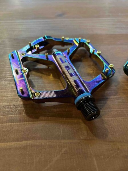 画像2: TOR TRZ CNC Platform Pedals (OILSLICK) (2)